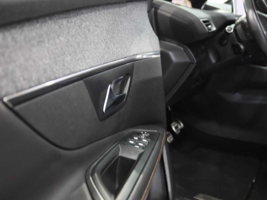 peugeot-3008-2018-diesel-1499cc