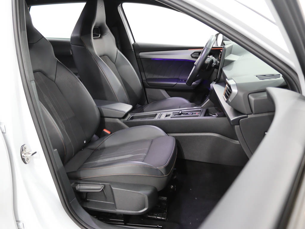 cupra-leon-sportstourer-2024-hibrido-1395cc