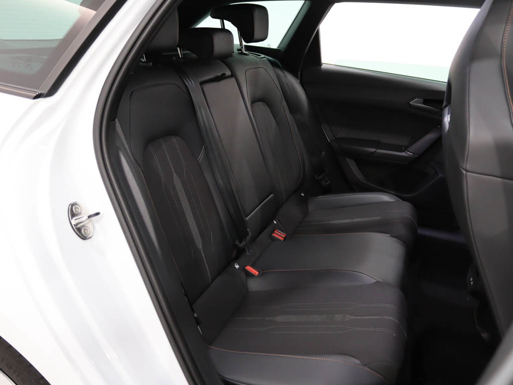 cupra-leon-sportstourer-2024-hibrido-1395cc