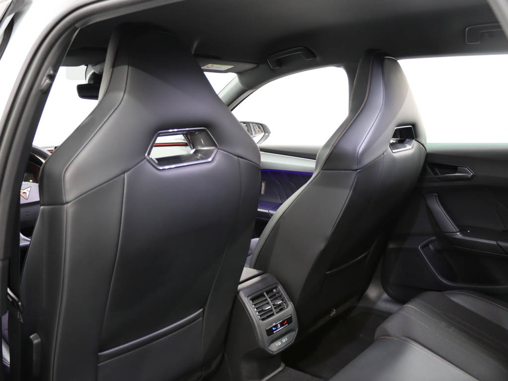 cupra-leon-sportstourer-2024-hibrido-1395cc