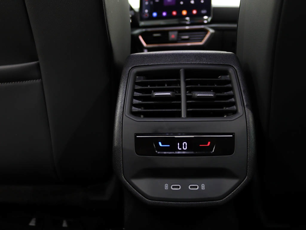 cupra-leon-sportstourer-2024-hibrido-1395cc