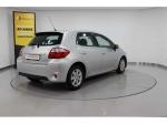toyota-auris-2010-diesel-1364cc
