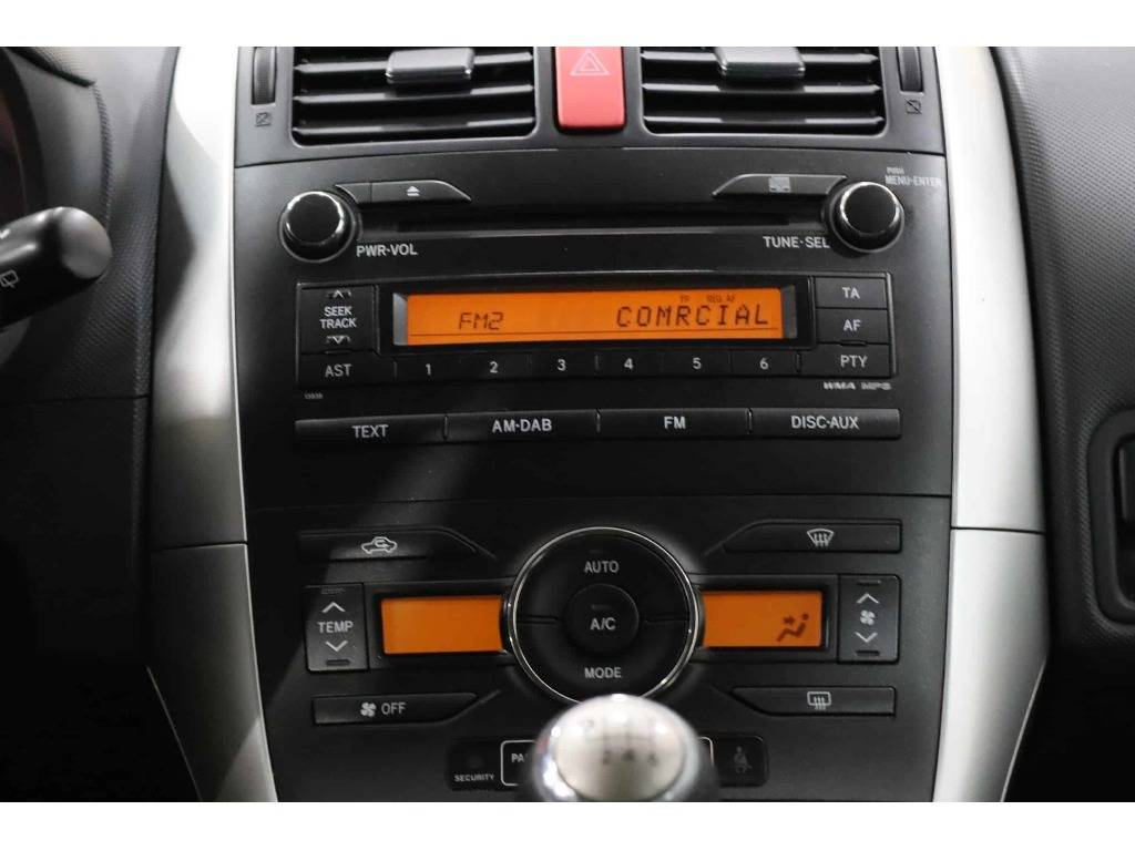 toyota-auris-2010-diesel-1364cc