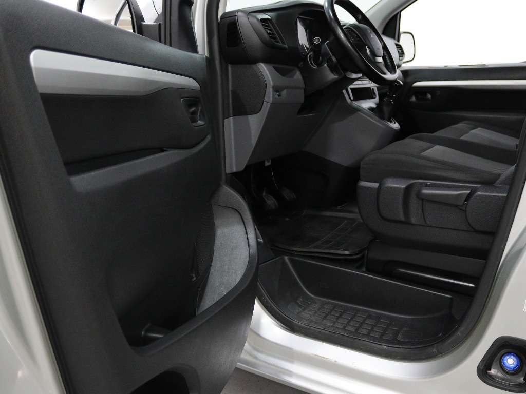 peugeot-expert-2018-diesel-1560cc