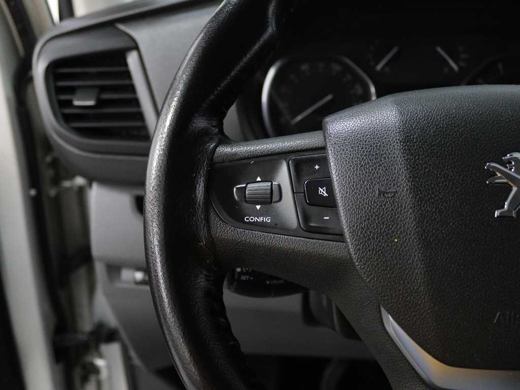 peugeot-expert-2018-diesel-1560cc