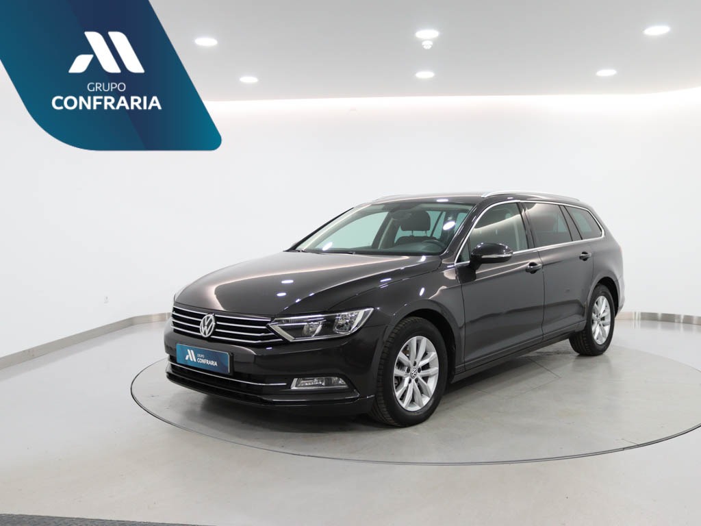 volkswagen-passat-variant-2018-diesel-1598cc