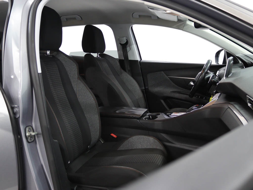 peugeot-3008-2018-diesel-1560cc