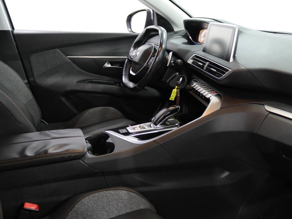 peugeot-3008-2018-diesel-1560cc