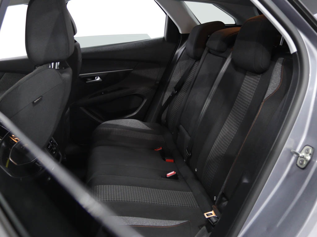 peugeot-3008-2018-diesel-1560cc