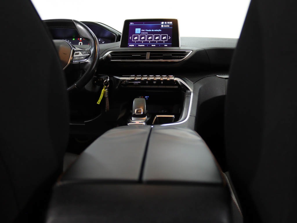 peugeot-3008-2018-diesel-1560cc