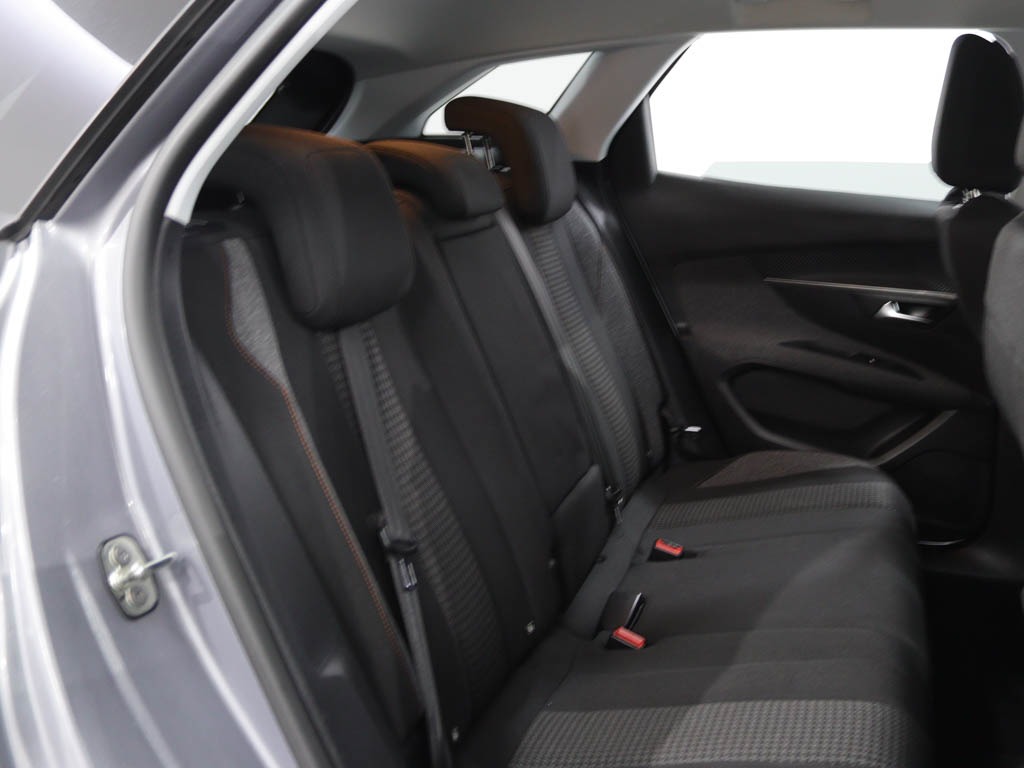 peugeot-3008-2018-diesel-1560cc