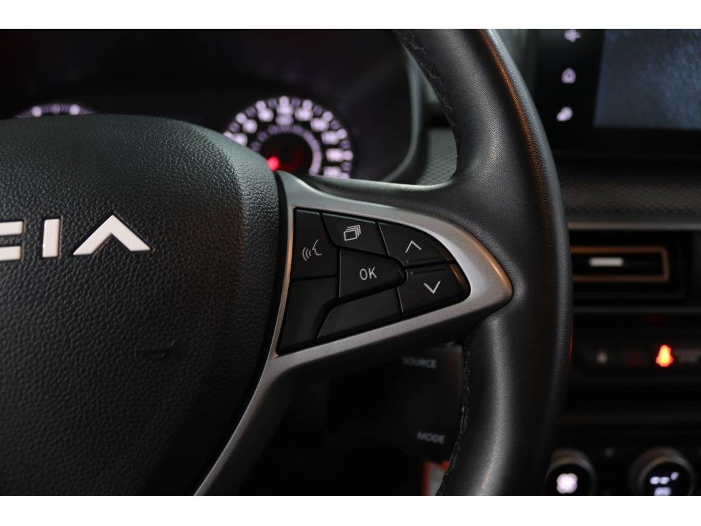 dacia-sandero-2024-gasolina-999cc