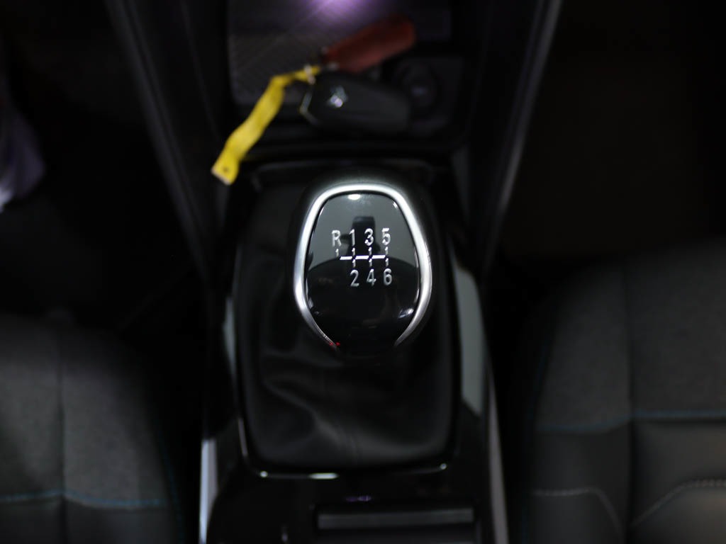 citroen-c4-2022-gasolina-1199cc
