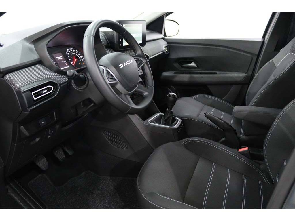 dacia-sandero-2024-gasolina-999cc