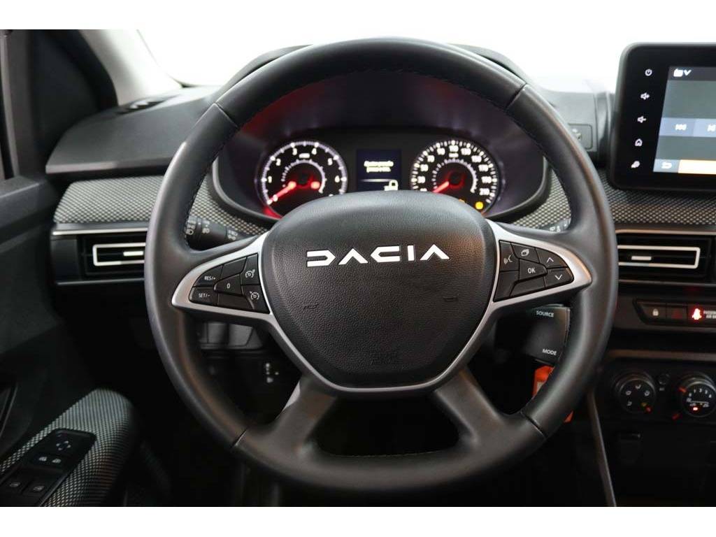 dacia-sandero-2024-gasolina-999cc