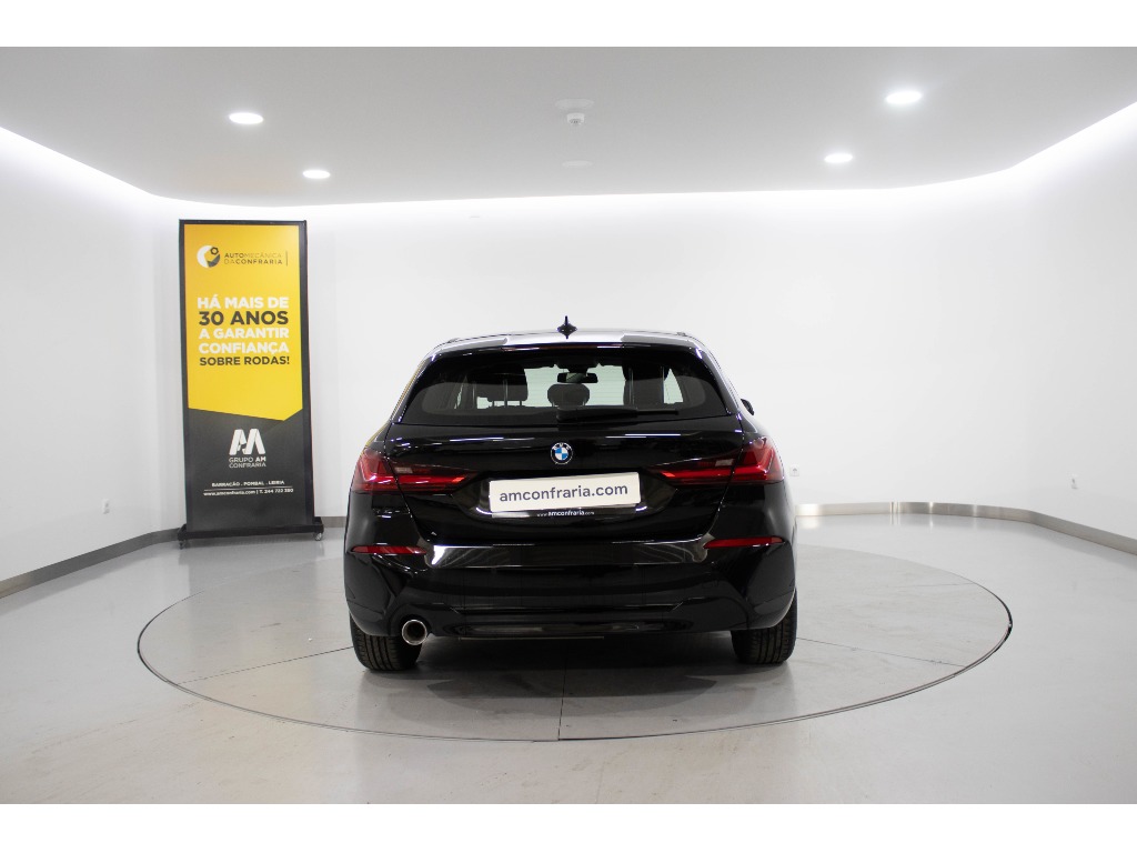 bmw-serie-1-2023-diesel-1499cc