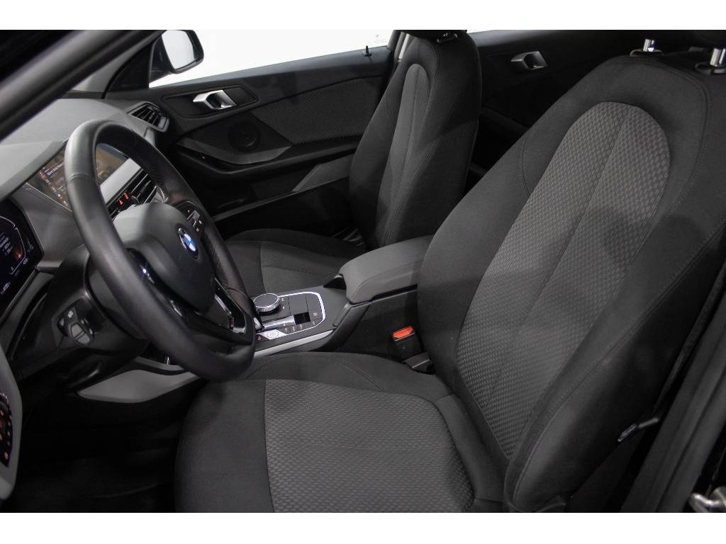 bmw-serie-1-2023-diesel-1499cc
