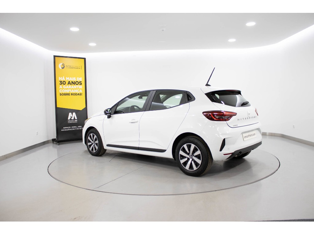 mitsubishi-colt-2024-gasolina-999cc