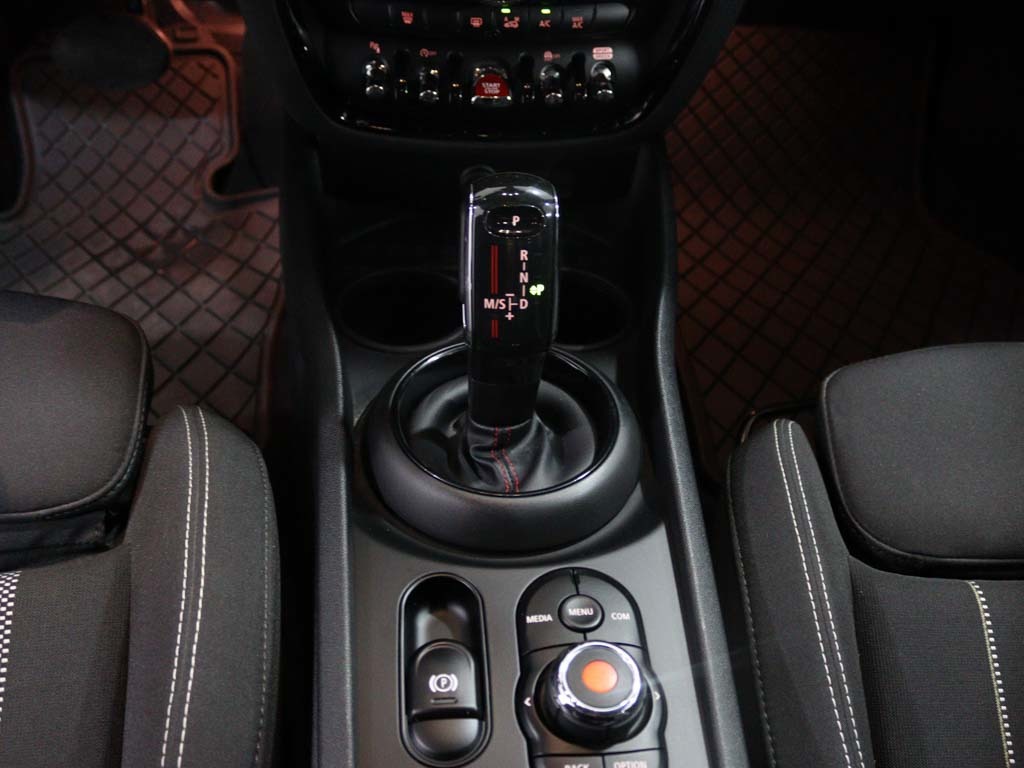 mini-clubman-2019-diesel-1998cc
