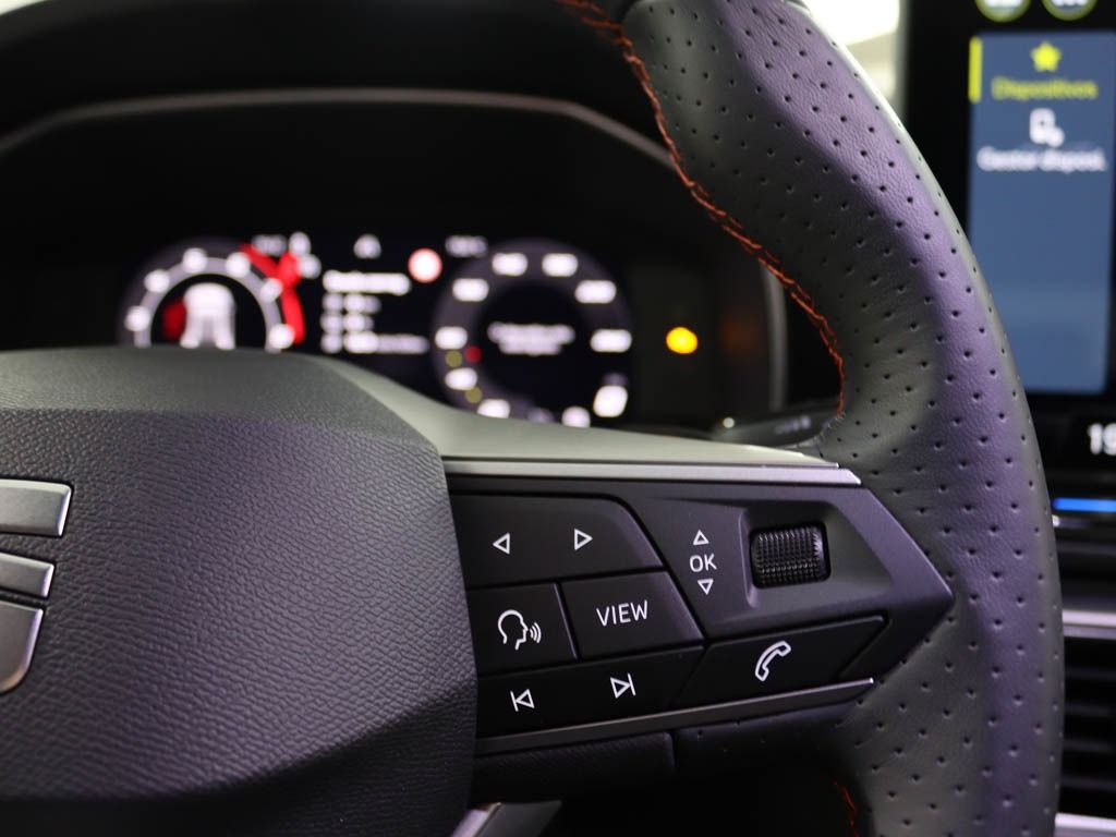seat-leon-2025-hibrido-1498cc