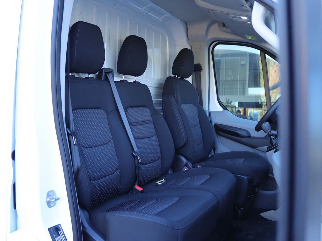 maxus-deliver-9-2026-diesel-1996cc