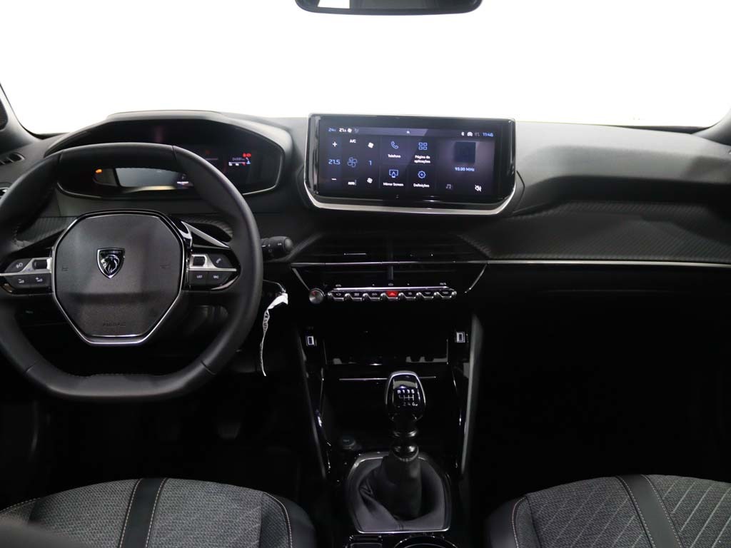 peugeot-2008-2024-gasolina-1199cc