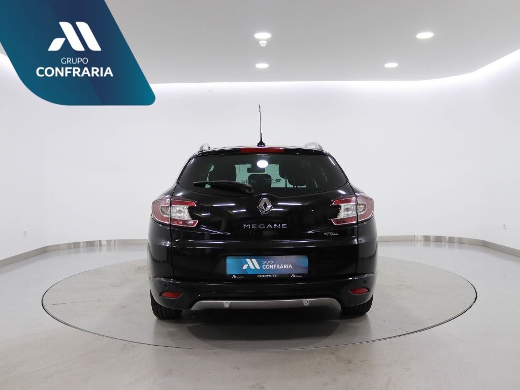 renault-megane-sport-tourer-2014-diesel-1461cc
