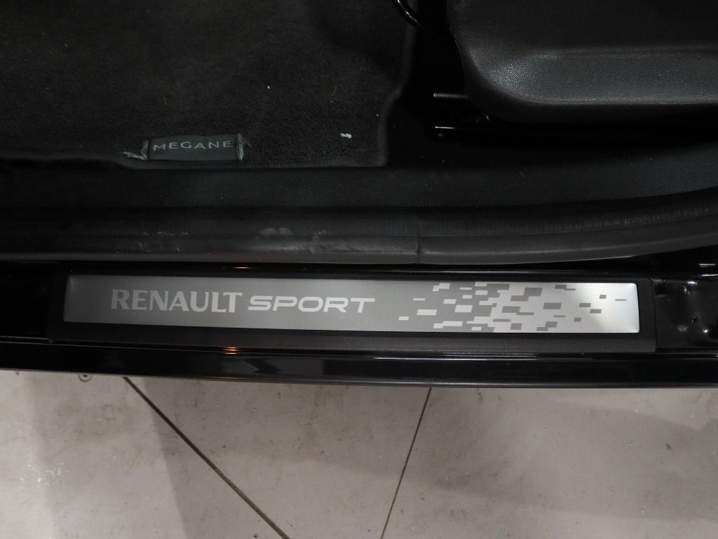 renault-megane-sport-tourer-2014-diesel-1461cc