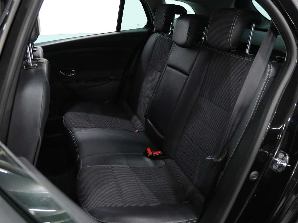renault-megane-sport-tourer-2014-diesel-1461cc