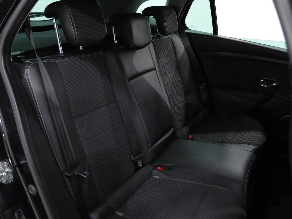 renault-megane-sport-tourer-2014-diesel-1461cc