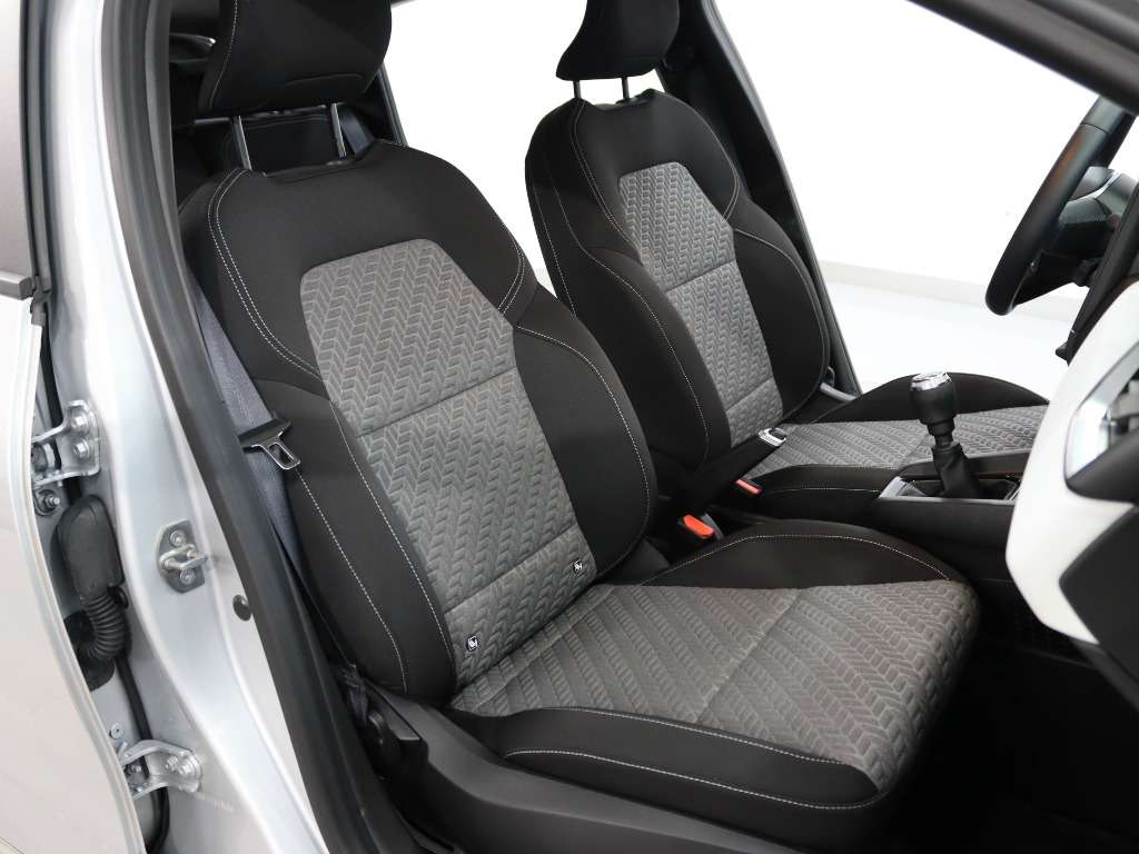 renault-clio-2023-gpl-999cc