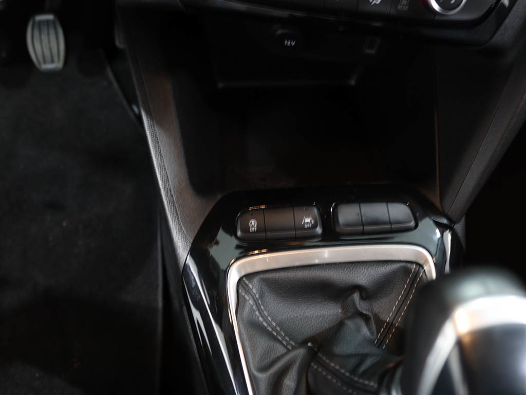opel-corsa-2025-gasolina-1199cc