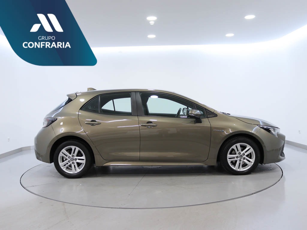 toyota-corolla-2021-hibrido-a-gasolina-1798cc