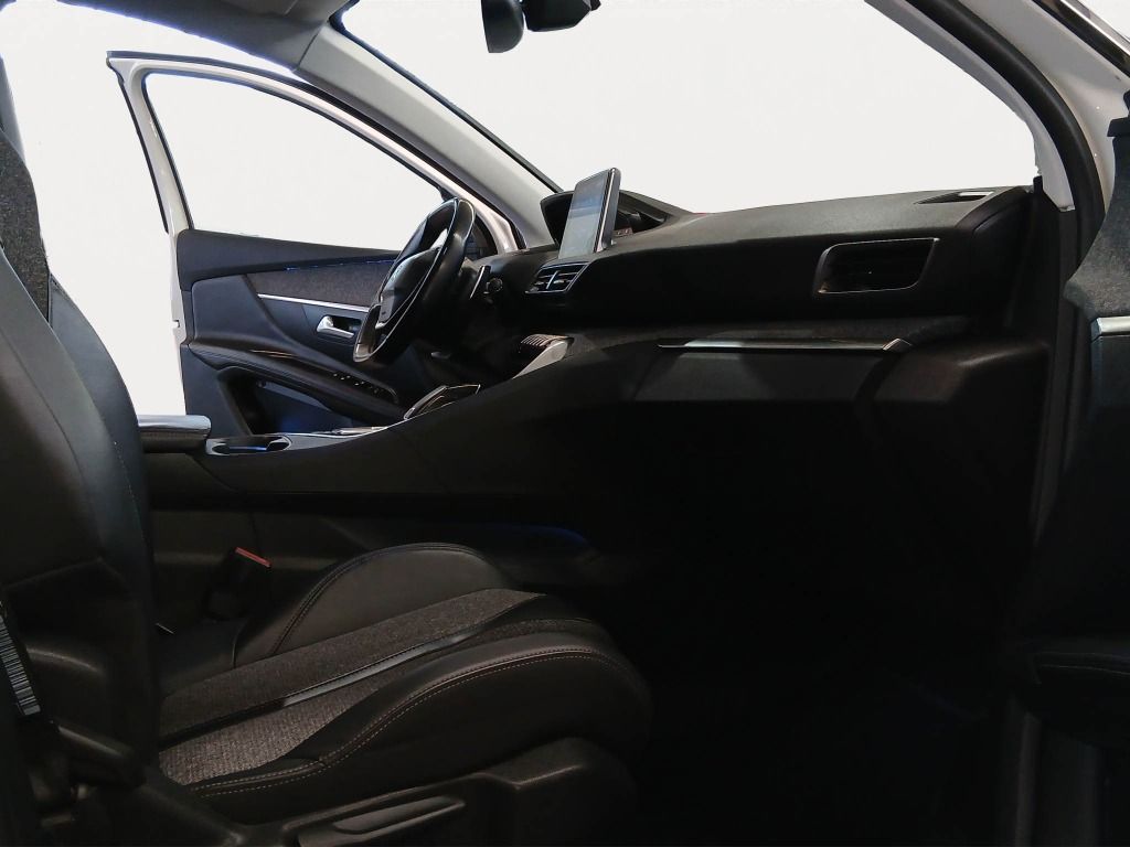 peugeot-3008-2018-diesel-1499cc