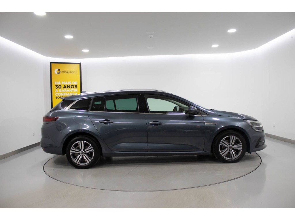 renault-megane-sport-tourer-2021-diesel-1461cc