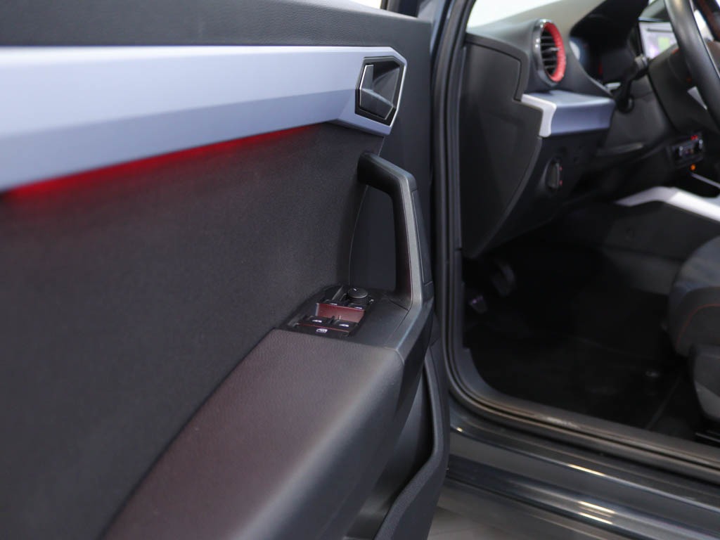 seat-arona-2023-gasolina-999cc