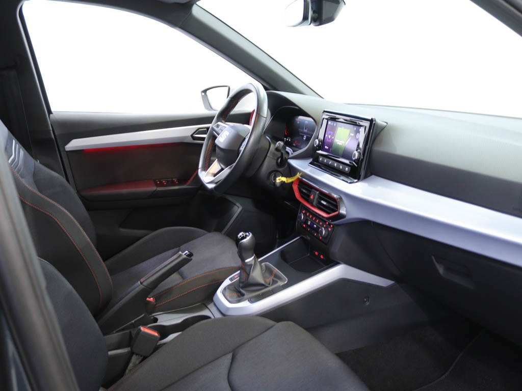 seat-arona-2023-gasolina-999cc