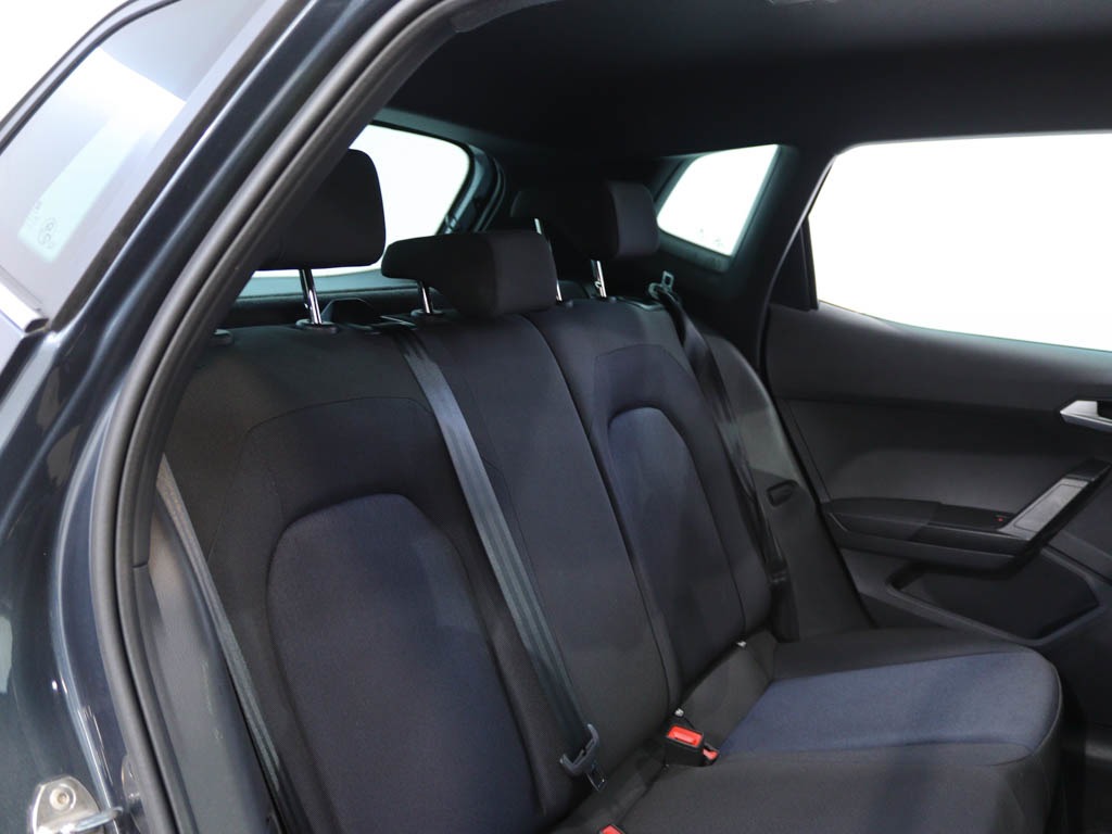 seat-arona-2023-gasolina-999cc