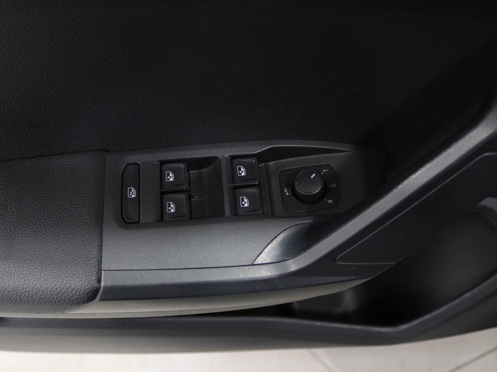 seat-ibiza-2025-gasolina-999cc