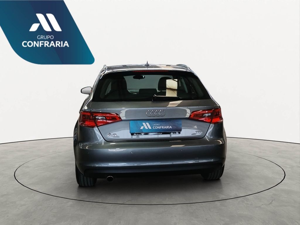 audi-a3-sportback-2015-diesel-1598cc