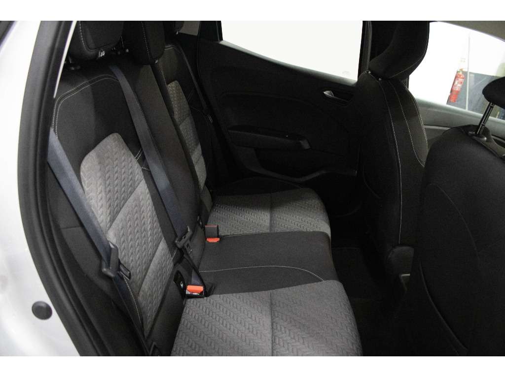 renault-clio-2023-diesel-1461cc