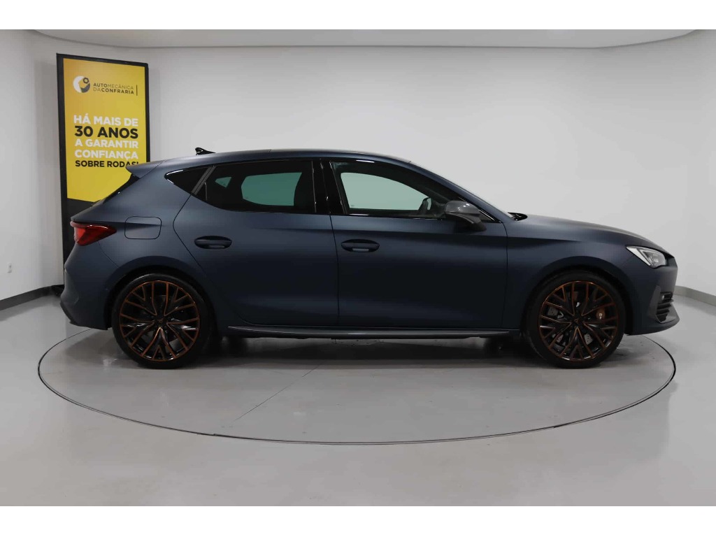 cupra-leon-2023-hibrido-1395cc