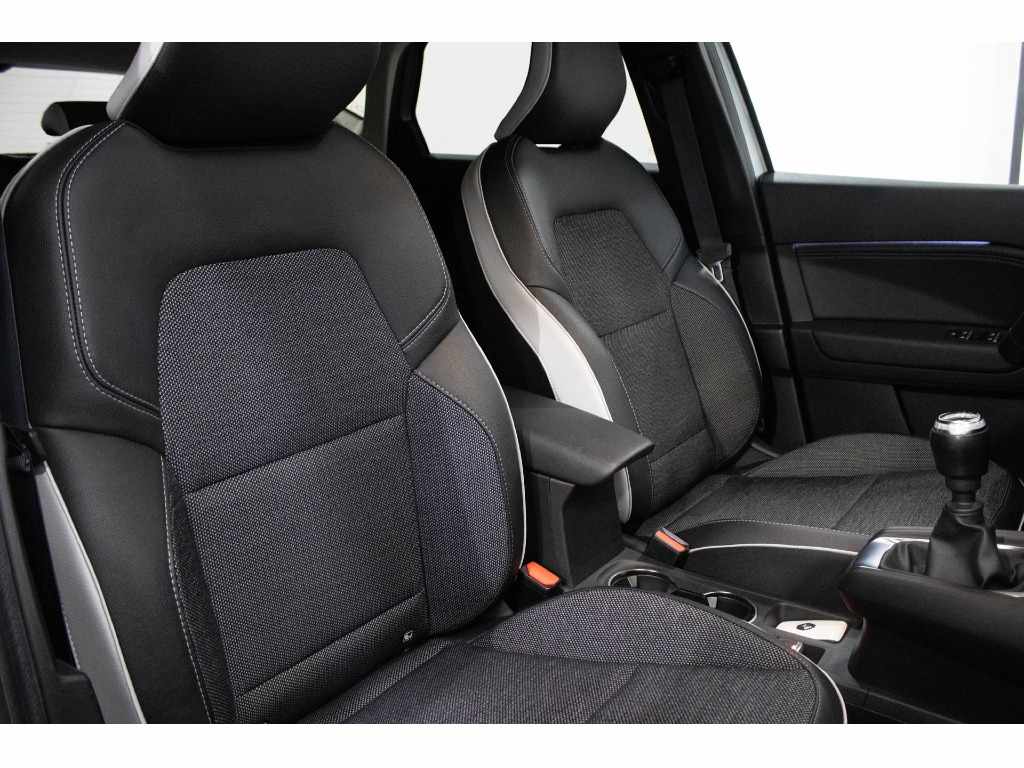 renault-captur-2023-gasolina-999cc
