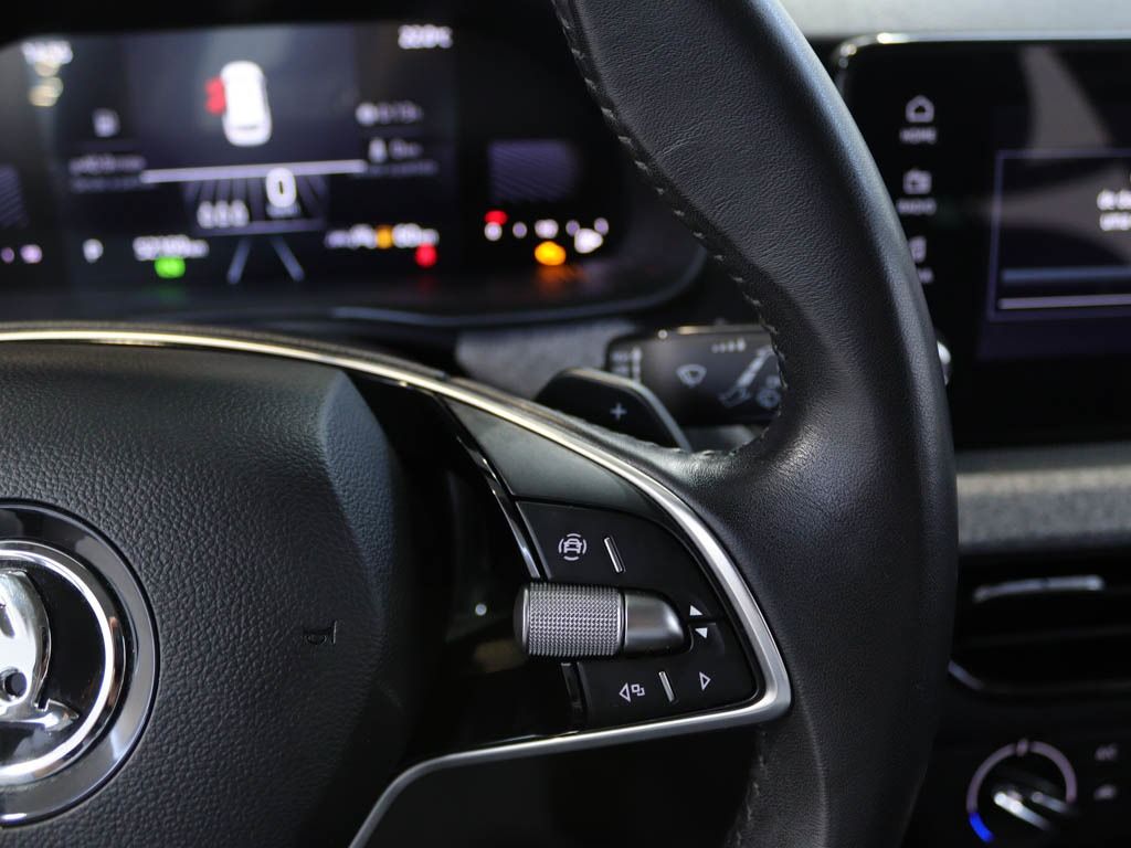 skoda-kamiq-2024-gasolina-999cc