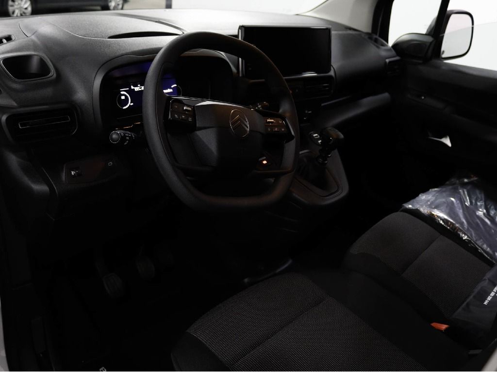 citroen-berlingo-2025-diesel-1499cc
