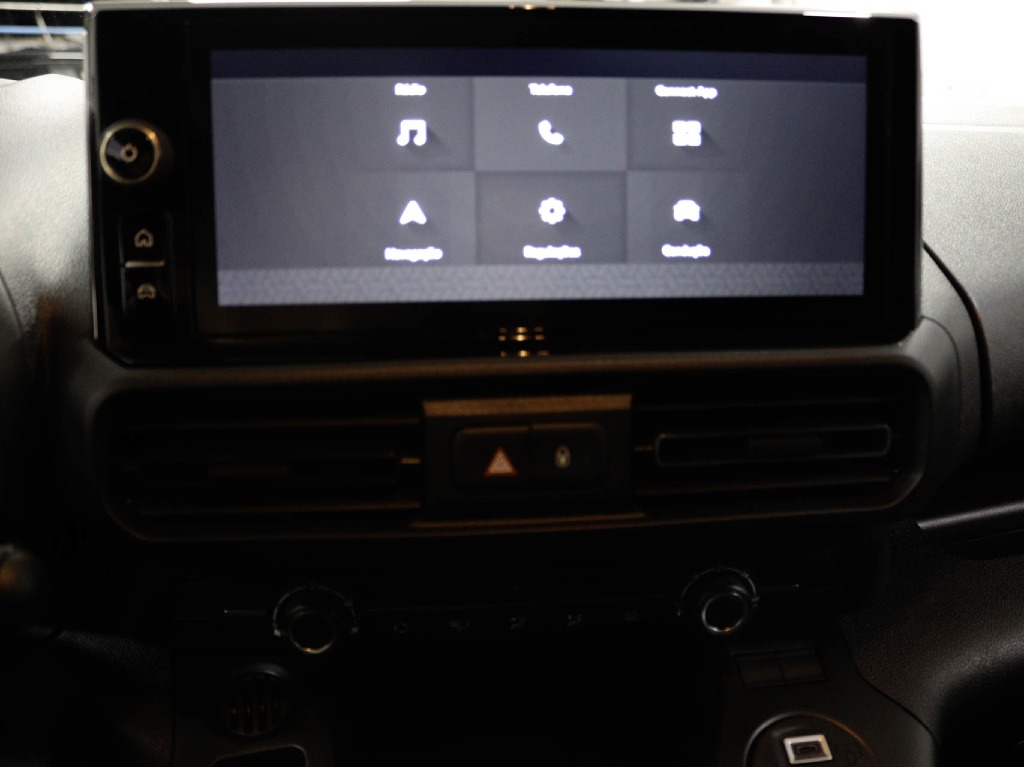 citroen-berlingo-2025-diesel-1499cc