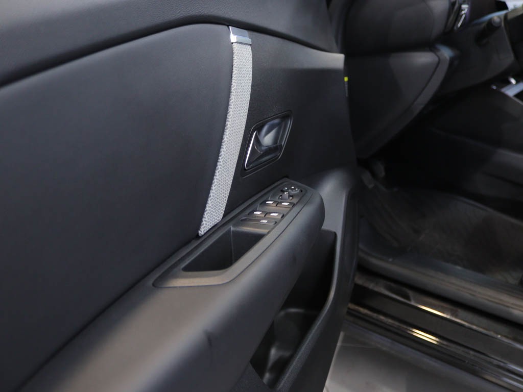 citroen-c4-2024-gasolina-1199cc