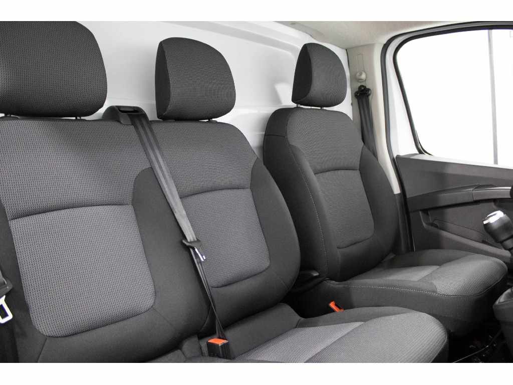 renault-trafic-2024-diesel-1997cc
