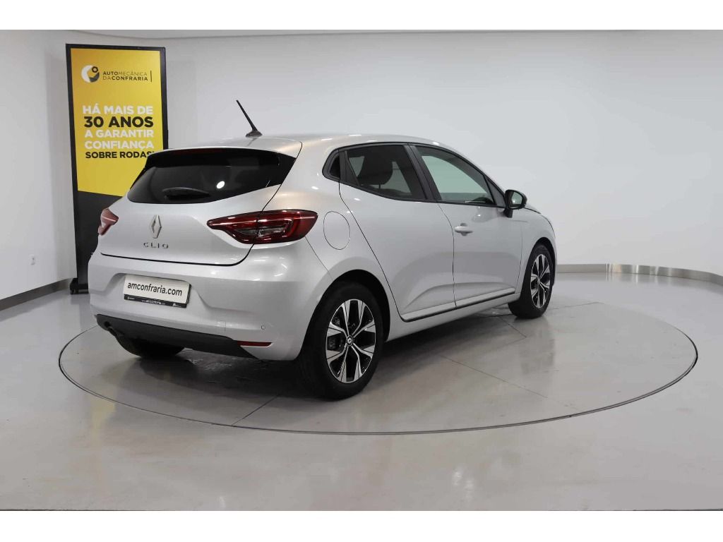 renault-clio-2023-gasolina-999cc