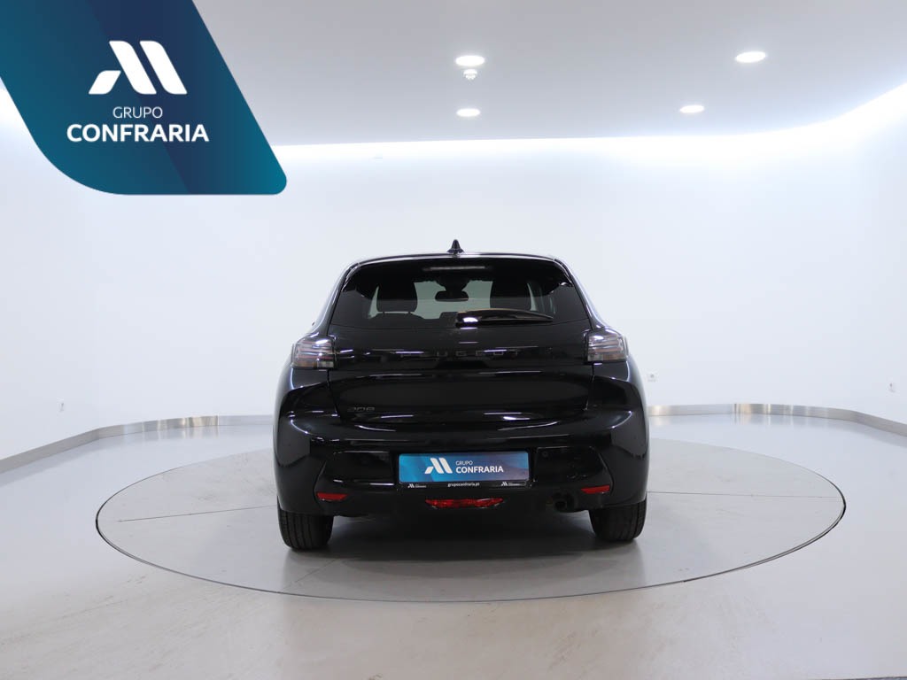 peugeot-208-2025-gasolina-1199cc